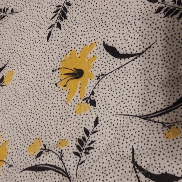 Maurices Blouse - Picture 2 of 7